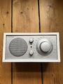 Tivoli Audio Radio - Model One - Table Radio von Henry Kloss - weiß