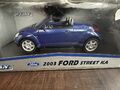 1:18 Automodell in der OVP, Ford Street KA in Blau