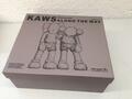 KAWS Open Edition "Along The Way" Vinylfigur - braun - Neu !!!