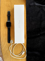 Apple Watch Series 7, 45 mm, Aluminiumgehäuse, Sportarmband in Midnight Blue