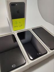 Apple iPhone 7 PLUS 32 GB 5,5" schwarz A1778 mit Zubehörpaket Akkukapazität 96%!