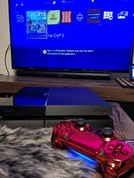 Sony PlayStation 4 500GB mit Controller 