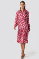 NA-KD Damen Kleid Ankle Lenght Printed Kleid Rot(Mehrfarbig), 36
