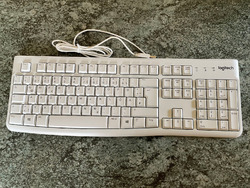 Logitech K120 Keyboard USB Tastatur Deutsch, QWERTZ Weiß Spritzwassergeschützt