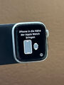 Apple Watch Series 6 Nike 40mm Aluminiumgehäuse mit Pure Platinum/Schwarz...