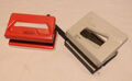 2 Stück Locher klein in rot und groß Model 5038 LEITZ beige mit Anschlagschiene
