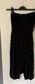 Reformation Kleid schwarz mit geschnürten Eücken und Schlitz Größe 8