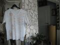 Kurzarm Shirt von Bonita Gr. XL - Weiß mit farbigen Verzierungen