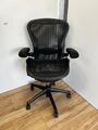 Herman Miller Aeron Full Option, Inklusive Lendenwirbelstütze - Refurbished