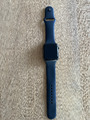 Apple Watch Series 3 - 42mm Aluminiumgehäuse-Space Grau Sportarmband Schwarz