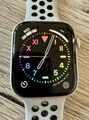 Apple Watch Series 5 Nike 44mm Silber Aluminiumgehäuse  GPS