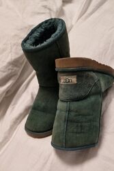 ugg 38 grün