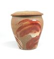 Studio Keramik Decktopf - Jynsym Ong - eisenreiche Shino Glasur handgeworfen SUPER
