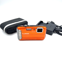 Panasonic LUMIX DMC-FT30 Wasserdicht bis 8m  16MP Outdoor Digitalkamera getestet