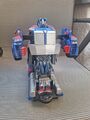 Transformer Autobot Optimus Prime/ an Bastler