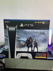 Sony PS5 Digital Edition God of War Ragnarök-Paket 825GB Spielekonsole - Weiß