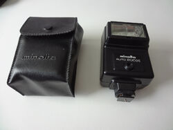 Minolta Auto 200 X - Aufsteck Blitzlicht mit Original-Tasche