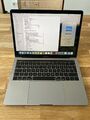 Apple MacBook Pro13,3'' Space Grey 2018 (256GB SSD,Intel Core i5,2,3GHz,8GB RAM)