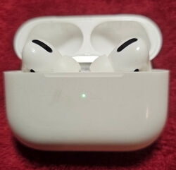 Apple AirPods Pro mit MagSafe Kabellosem Ladecase