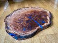 Couchtisch/ Beistelltisch /Tisch aus Holz, Kirsche, Epoxidharz in blau