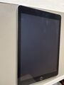 Apple iPad 5. Gen. 32GB, WLAN, 24,64 cm, (9,7 Zoll) - Spacegrau