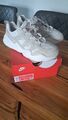 Nike W Tech Hera SNEAKER GR.39 Neu