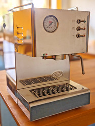 Espressomaschine Quick Mill Cassiopea 3004 und Mühle eMacina Perfetto
