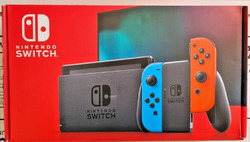 Nintendo Switch  - Neon-Rot/Neon-Blau/Grau - Paket inkl. Pro Controller + Tasche