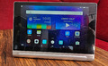 Lenovo YOGA Tablet 2-830F, 8 Zoll HD Display, Intel Atom Quadcore, 2GB RAM, 16GB
