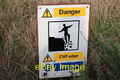 Foto 6x4 Schild über Clashach Steinbruch Covesea Die Botschaft ist klar! c2014