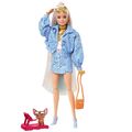 Barbie Extra Puppe (blond) mit hellblauem Rock & Jacke, Hund & Zubehör