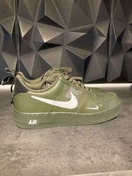 NIKE AIR FORCE 1 '07 LV8 UTILITY