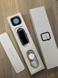 Apple Watch Series 4 (GPS + Cellular), 44 mm