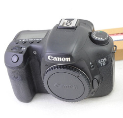 Canon EOS 7D 18MP Digital SLR Kamera - Body, Auslösungen /Shutter count: 42603