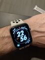 Apple Watch Nike Series 4 Cellular.  44 mm Silber