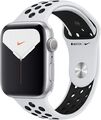 Apple Watch Nike Series 5 44 mm Aluminiumgehäuse silber am Nike Sportarmband pur