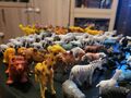 Dachbodenfund. 78 Figuren Tierfiguren Afrika Zoo usw + 11 Dinos 