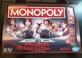 Hasbro Monopoly: Netflix Stranger Things Brettspiel. Komplett 2017 sehr guter Zustand