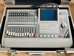 Roland VS-1680 Digital Studio Workstation 16-Spur Recorder VS1680 gebraucht