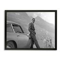 Gerahmt schwarz & weiß James Bond Sean Connery Poster - ikonisches 007 Spionage Auto Foto