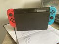 Nintendo Switch 2022 Edition 32GB Spielkonsole - Neon-Rot/Neon-Blau (10010738)