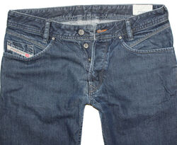 Diesel Herren Jeans POIAK Regular Slim Tapered W31 L32 blau Wash 0088Z *
