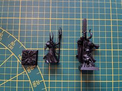 Warhammer Warriors of Chaos Lord and Sorcerer Hexer Plastic Rare Used OOP