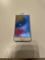 Apple iPhone 7 - 128GB - Silber (Ohne Simlock)
