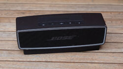 Bose SoundLink Mini Bluetooth Lautsprecher mit Dockingstation Defekt Bastler