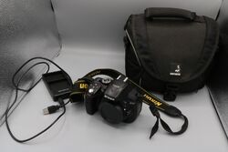 Nikon D5300 24.2 MP DSLR Digital Kamera - Schwarz Shutter Count: 26094 WLAN