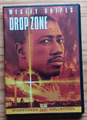 Drop Zone ( 1994 ) - Wesley Snipes - Paramount Pictures - DVD