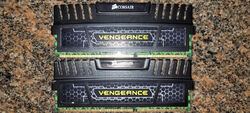 Corsair Vengeance 8GB (2x 4GB) DDR3 Arbeitsspeicher/RAM (CMZ8GX3M2A1600C9)