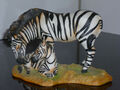 Zebra Stute mit Fohlen Franklin Mint Mountain Afrika Serengeti Sammelfigur