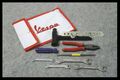 VESPA Werkzeugtasche Werkzeug Bordwerkzeug 8-teilig rot weiss gestickt 